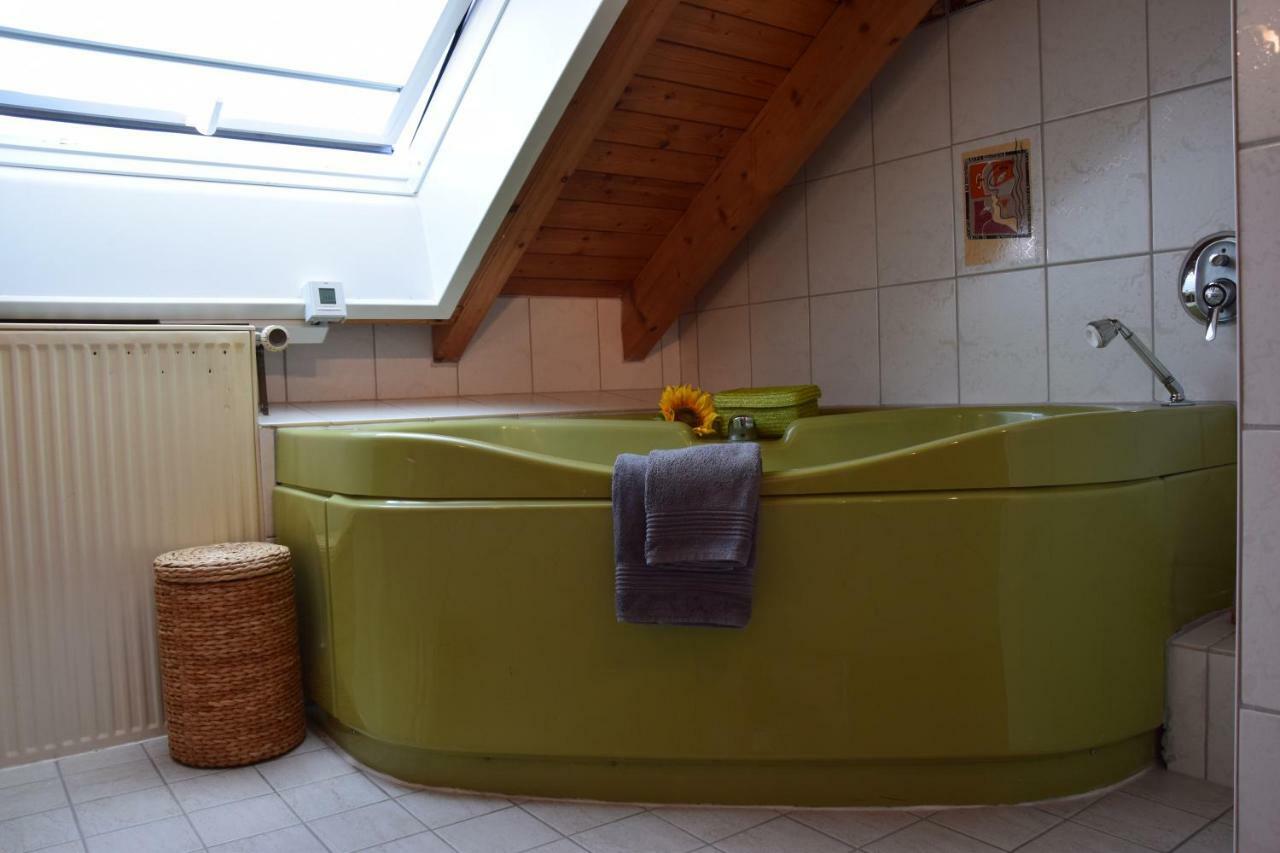 Homestay Cozy Room Markdorf Bagian luar foto