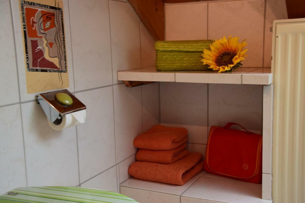Homestay Cozy Room Markdorf Bagian luar foto