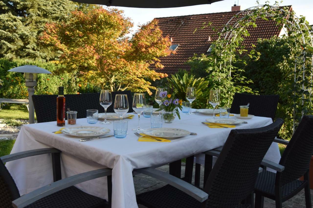 Homestay Cozy Room Markdorf Bagian luar foto
