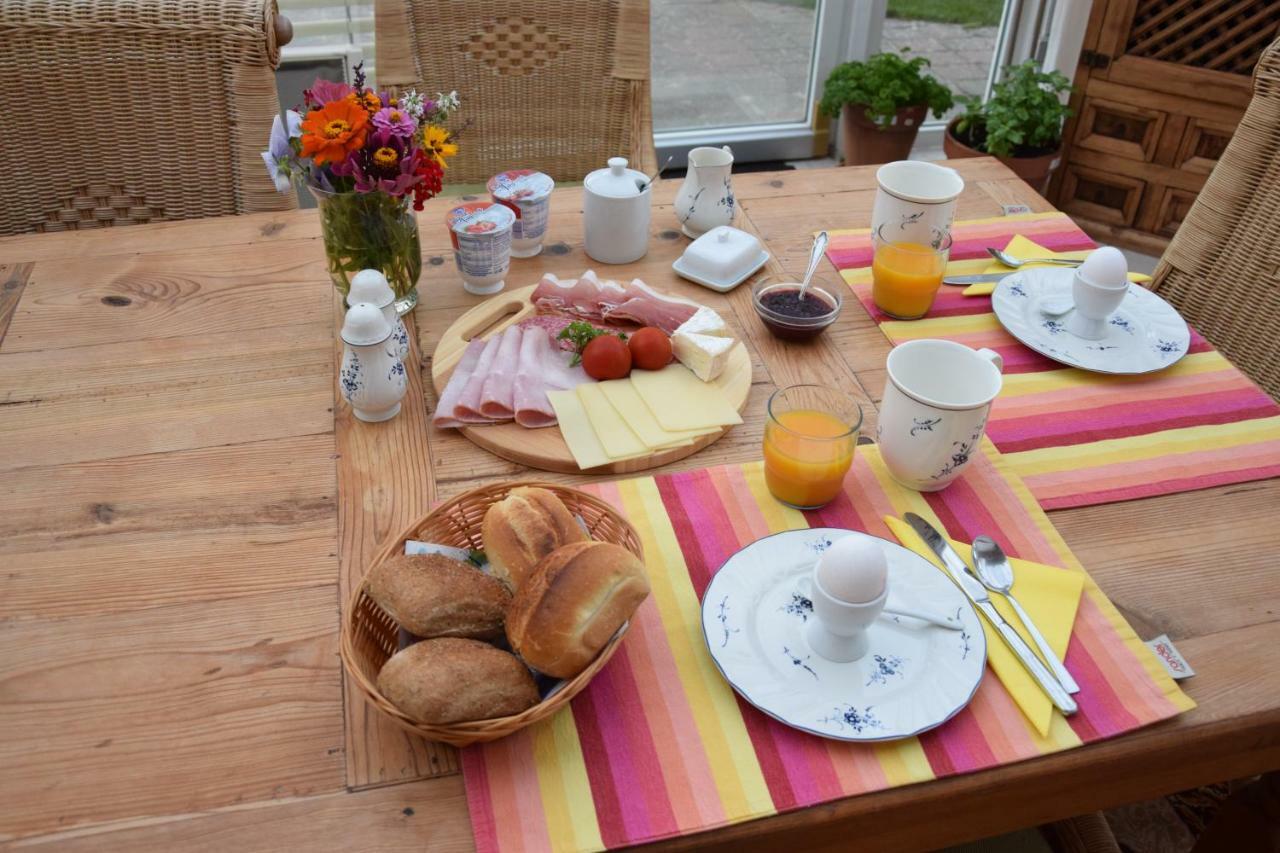 Homestay Cozy Room Markdorf Bagian luar foto